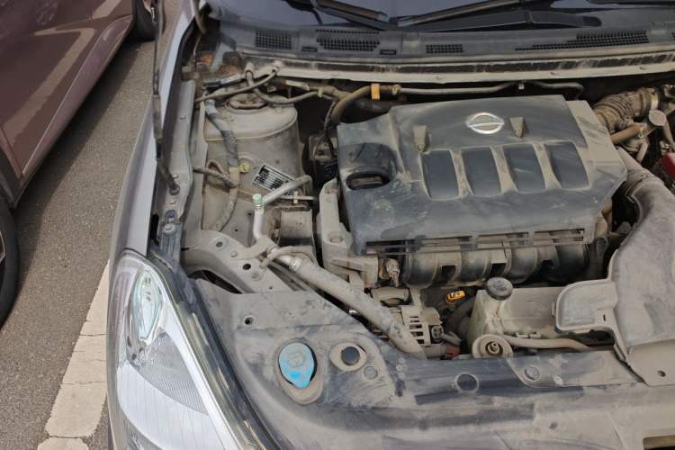Used Nissan Sylphy 2009 1.6XE Automatic Comfort Edition Engine Bay Right