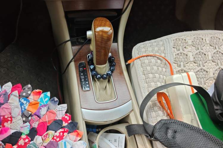 Used Nissan Sylphy 2009 1.6XE Automatic Comfort Edition Gear Lever