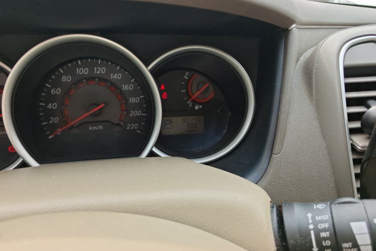 Used Nissan Sylphy 2009 1.6XE Automatic Comfort Edition Odometer Close Up