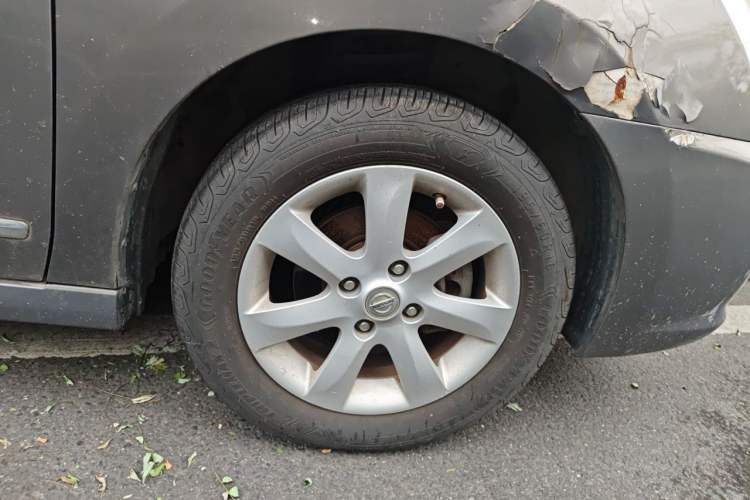Used Nissan Sylphy 2009 1.6XE Manual Comfort Edition Right Front Wheel Hub