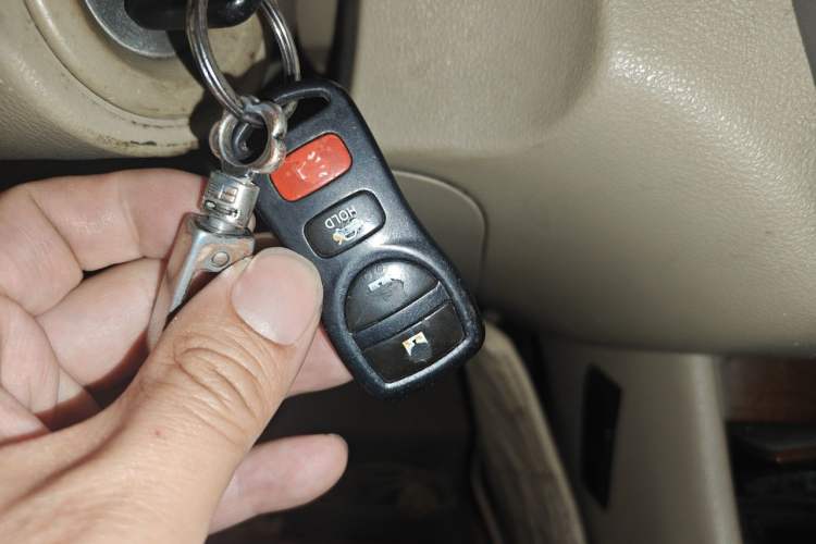 Used Nissan Sylphy 2009 1.6XE Automatic Comfort Edition Vehicle Key