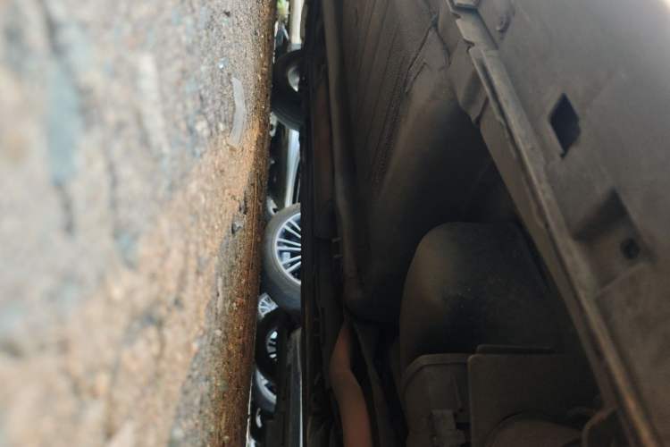 Used Nissan Sylphy 2009 2.0XL CVT Tech Edition Chassis Rear Left