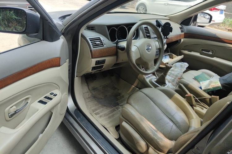 Used Nissan Sylphy 2009 1.6 XL Manual Luxury Sunroof Edition Driver Seat