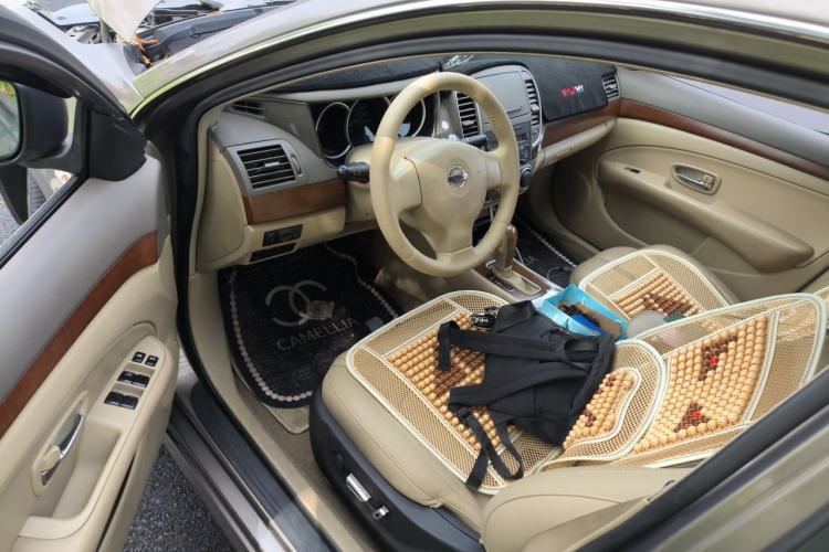 Used Nissan Sylphy 2009 1.6XL Automatic Luxury Sunroof Edition Driver Seat