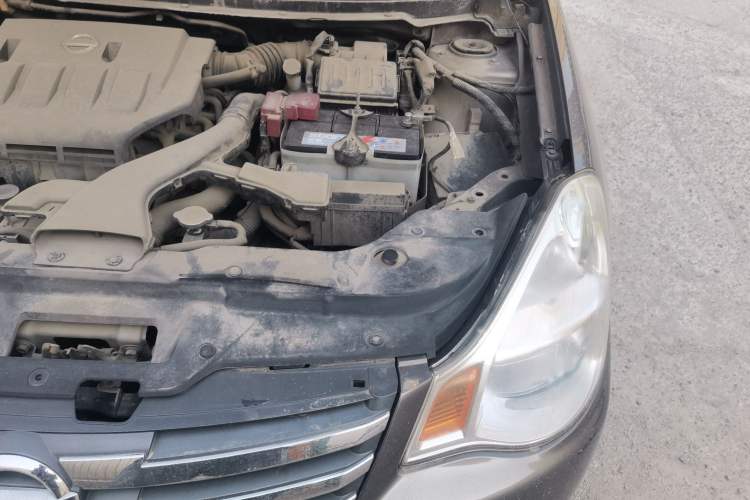 Used Nissan Sylphy 2009 1.6XL Automatic Luxury Sunroof Edition Engine Bay Left