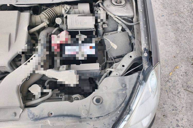 Used Nissan Sylphy 2009 1.6XL Automatic Luxury Sunroof Edition Engine Bay Left