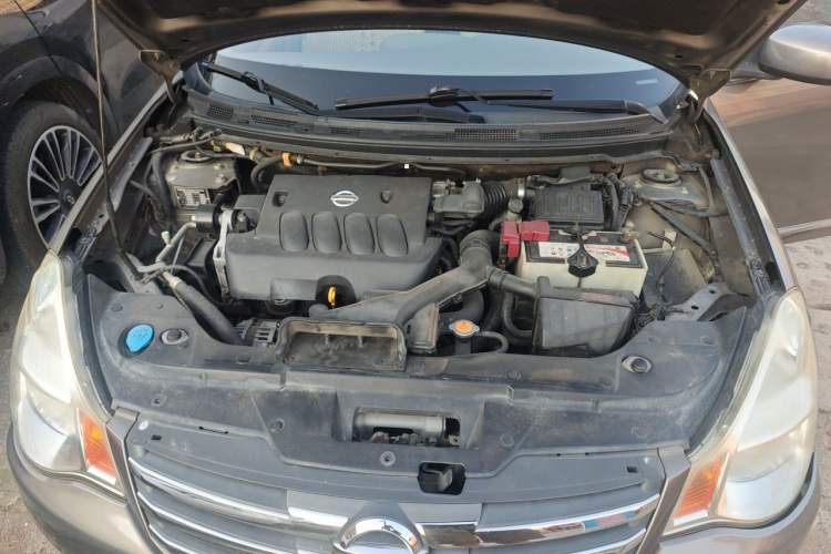 Used Nissan Sylphy 2009 2.0XL CVT Tech Edition Engine Bay