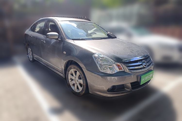 Used Nissan Sylphy 2009 1.6XL Automatic Luxury Sunroof Edition Front Right 45 Deg