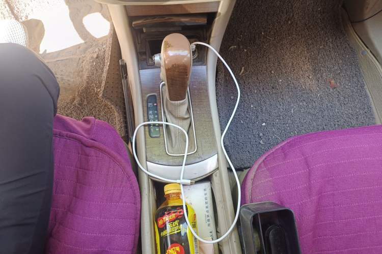 Used Nissan Sylphy 2009 1.6XL Automatic Luxury Sunroof Edition Gear Lever