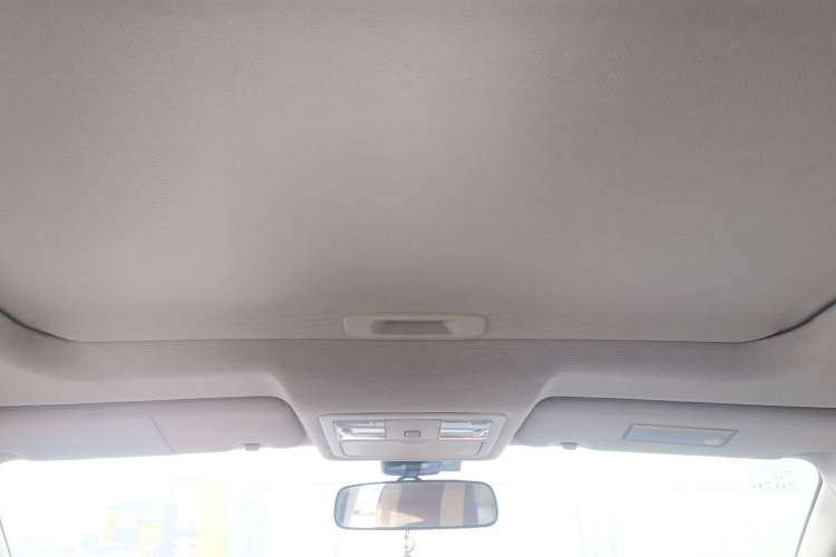 Used Nissan Sylphy 2009 1.6XL Automatic Luxury Sunroof Edition Headliner
