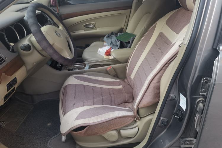 Used Nissan Sylphy 2009 1.6XL Automatic Luxury Sunroof Edition Left Front Seat
