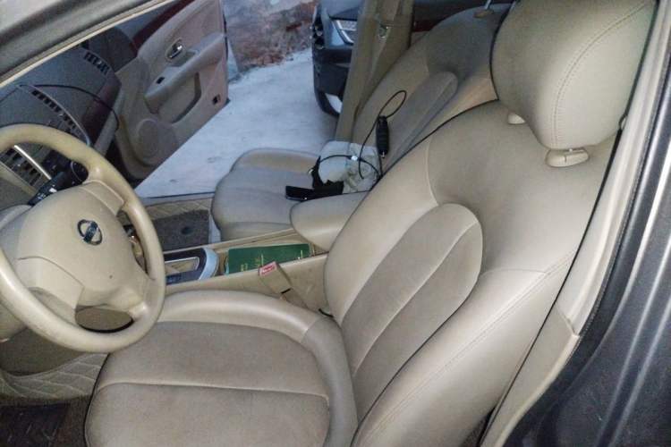 Used Nissan Sylphy 2009 1.6XL Automatic Luxury Sunroof Edition Left Front Seat