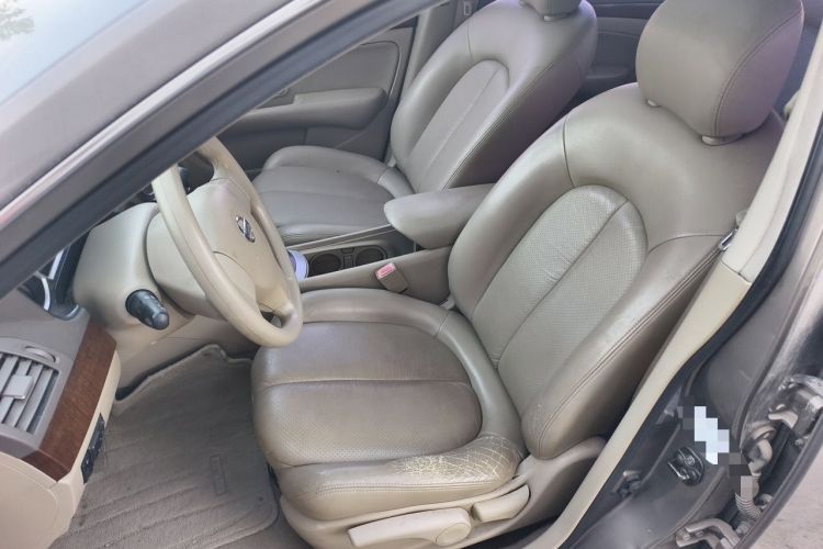 Used Nissan Sylphy 2009 1.6XL Automatic Luxury Sunroof Edition Left Front Seat