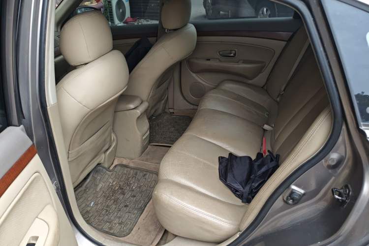 Used Nissan Sylphy 2009 1.6XE Automatic Comfort Edition Left Rear Seat