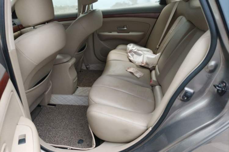 Used Nissan Sylphy 2009 1.6XL Automatic Luxury Sunroof Edition Left Rear Seat