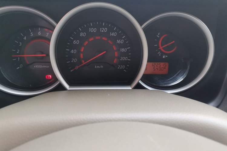 Used Nissan Sylphy 2009 1.6XL Automatic Luxury Sunroof Edition Odometer Close Up
