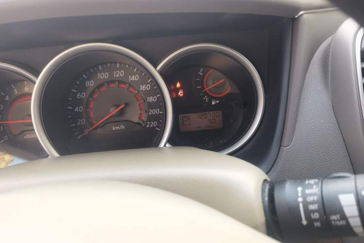 Used Nissan Sylphy 2009 1.6XL Automatic Luxury Sunroof Edition Odometer Close Up