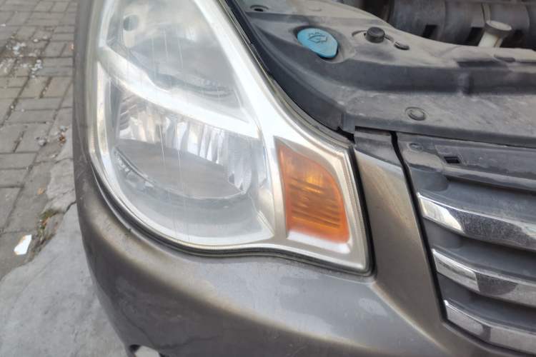Used Nissan Sylphy 2009 1.6XL Automatic Luxury Sunroof Edition Right Front Headlight