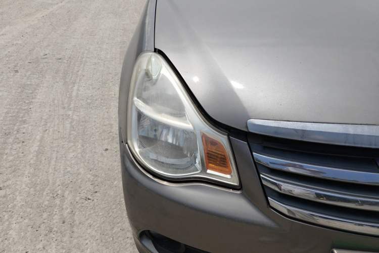 Used Nissan Sylphy 2009 1.6XE Automatic Comfort Edition Right Front Headlight