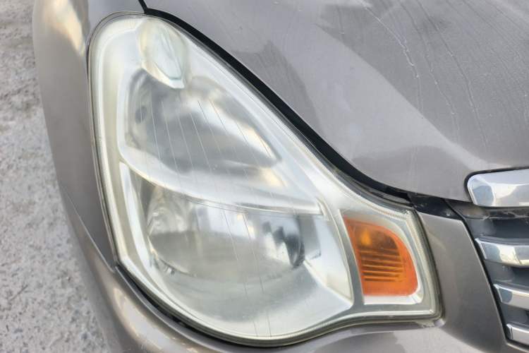 Used Nissan Sylphy 2009 1.6XL Automatic Luxury Sunroof Edition Right Front Headlight