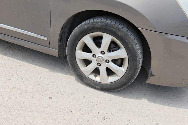Used Nissan Sylphy 2009 1.6XE Automatic Comfort Edition Right Front Wheel Hub