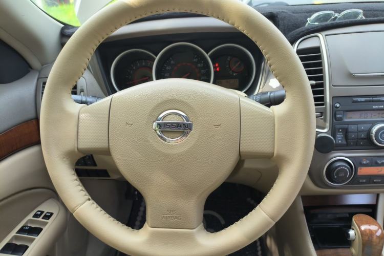 Used Nissan Sylphy 2009 1.6XL Automatic Luxury Sunroof Edition Steering Wheel