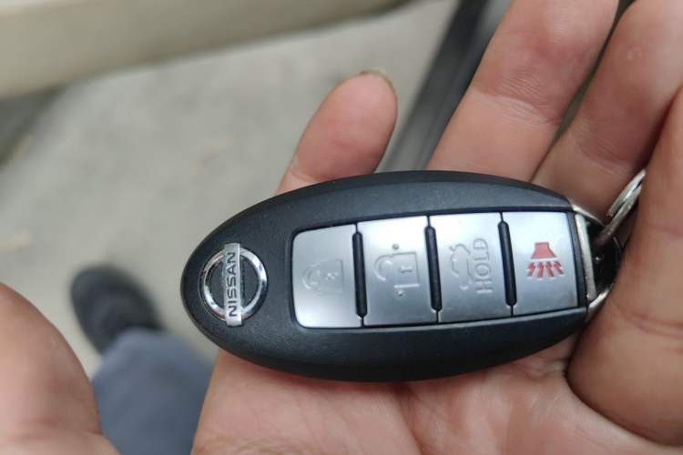 Used Nissan Sylphy 2009 1.6 XL Manual Luxury Sunroof Edition Vehicle Key