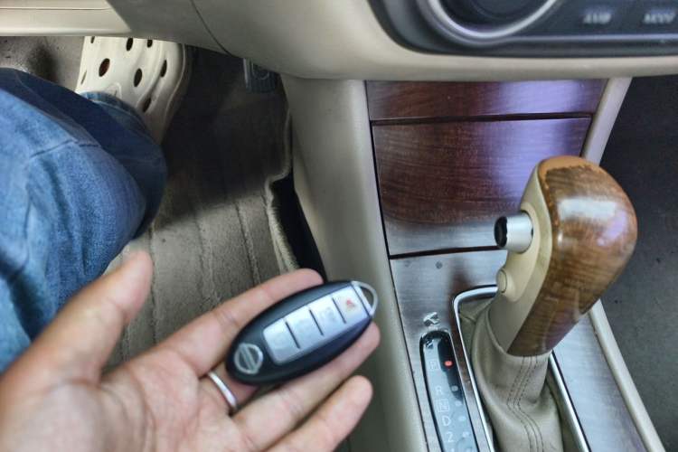 Used Nissan Sylphy 2009 1.6XL Automatic Luxury Sunroof Edition Vehicle Key