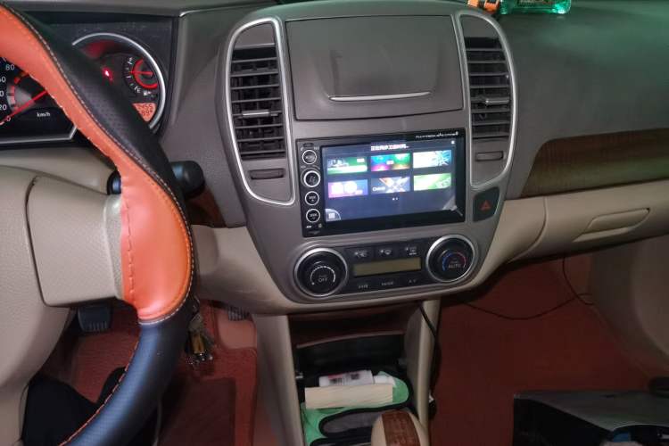 Used Nissan Sylphy 2009 1.6XE Manual Comfort Edition Audio And AC Panel