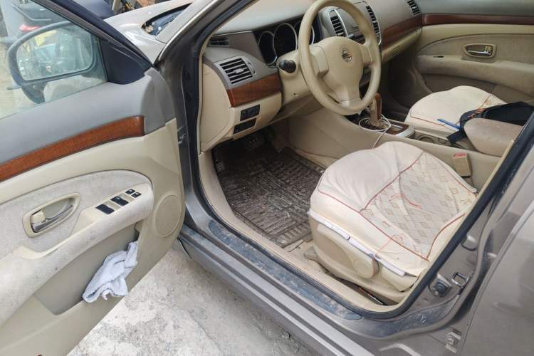 Used Nissan Sylphy 2009 1.6XE Automatic Comfort Edition Driver Seat