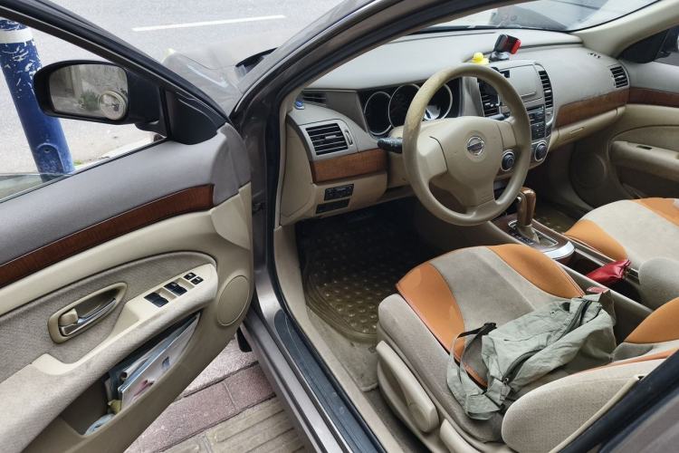 Used Nissan Sylphy 2009 1.6XE Automatic Comfort Edition Driver Seat