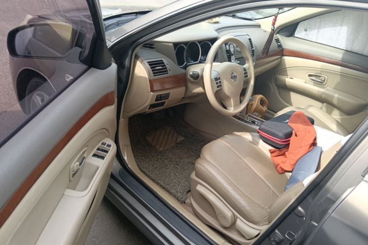 Used Nissan Sylphy 2009 1.6XL Automatic Luxury Sunroof Edition Driver Seat