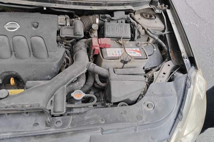 Used Nissan Sylphy 2009 2.0XL CVT Tech Sunroof Version Engine Bay Left