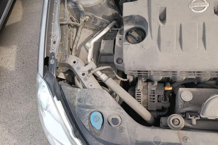 Used Nissan Sylphy 2009 1.6XL Automatic Luxury Sunroof Edition Engine Bay Right