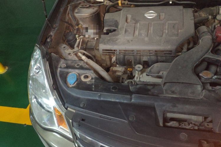 Used Nissan Sylphy 2009 1.6XE Manual Comfort Edition Engine Bay Right