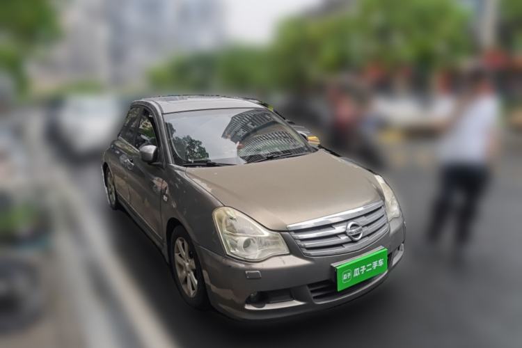 Used Nissan Sylphy 2009 2.0XL CVT Tech Sunroof Version Front Right 45 Deg
