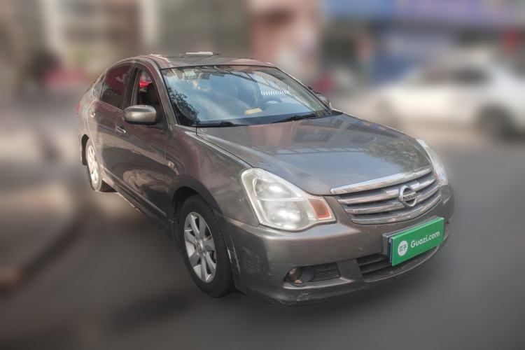 Used Nissan Sylphy 2009 1.6 XL Manual Luxury Sunroof Edition Front Right 45 Deg
