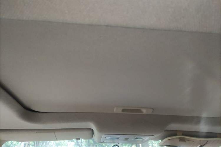 Used Nissan Sylphy 2009 1.6XL Automatic Luxury Sunroof Edition Headliner