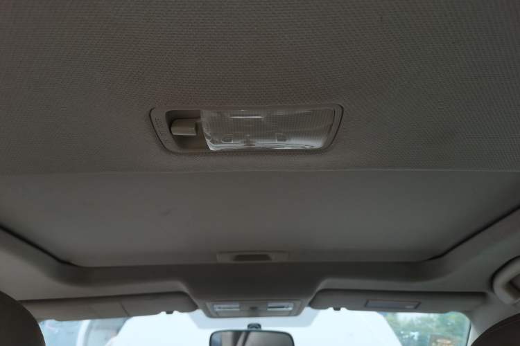 Used Nissan Sylphy 2009 1.6XL Automatic Luxury Sunroof Edition Headliner