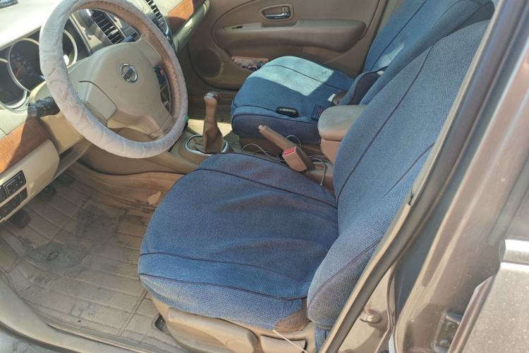 Used Nissan Sylphy 2009 1.6 XL Manual Luxury Sunroof Edition Left Front Seat