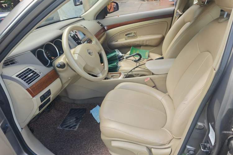 Used Nissan Sylphy 2009 1.6XE Automatic Comfort Edition Left Front Seat