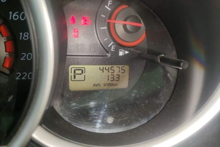 Used Nissan Sylphy 2009 1.6XL Automatic Luxury Sunroof Edition Odometer Close Up