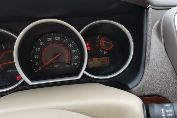 Used Nissan Sylphy 2009 1.6XL Automatic Luxury Sunroof Edition Odometer Close Up