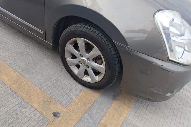 Used Nissan Sylphy 2009 1.6XE Automatic Comfort Edition Right Front Wheel Hub