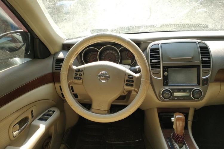 Used Nissan Sylphy 2009 2.0XL CVT Tech Sunroof Version Steering Wheel