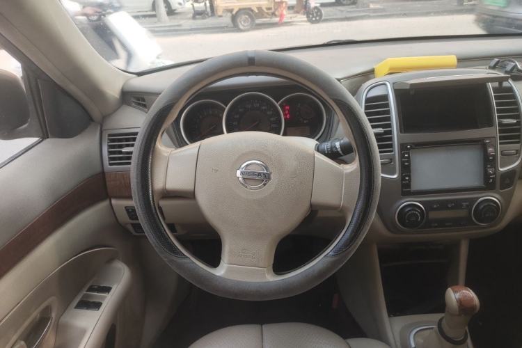 Used Nissan Sylphy 2009 1.6 XL Manual Luxury Sunroof Edition Steering Wheel