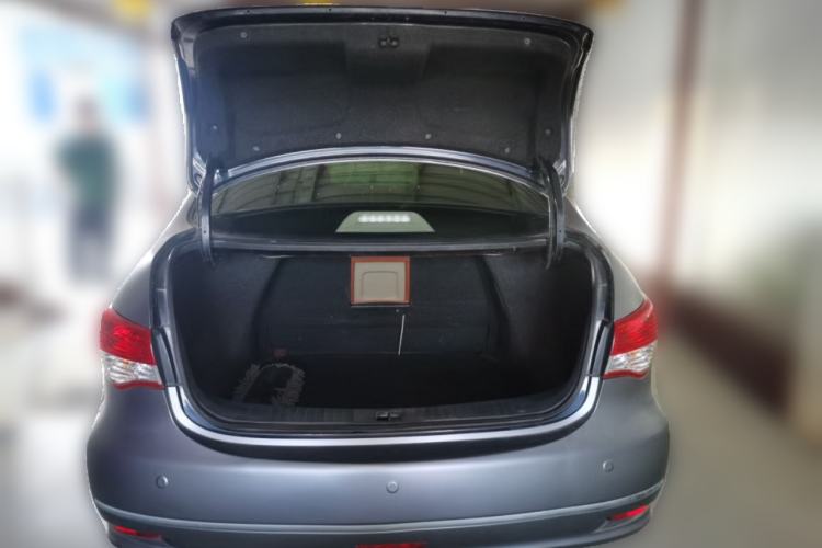 Used Nissan Sylphy 2009 1.6XE Manual Comfort Edition Trunk