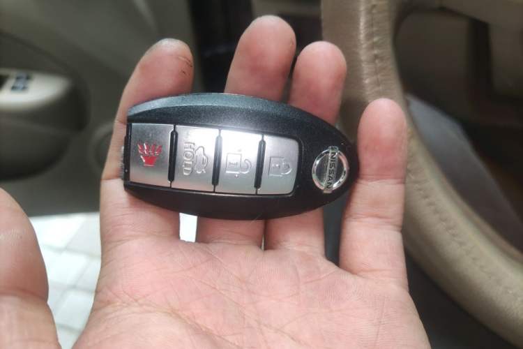 Used Nissan Sylphy 2009 1.6XL Automatic Luxury Sunroof Edition Vehicle Key