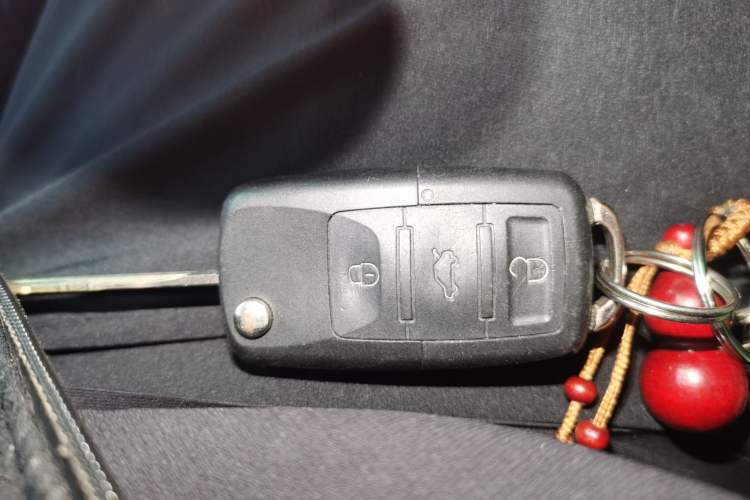 Used Nissan Sylphy 2009 1.6XE Manual Comfort Edition Vehicle Key