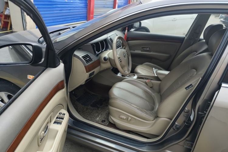 Used Nissan Sylphy 2009 2.0XL CVT Luxury Edition Driver Seat